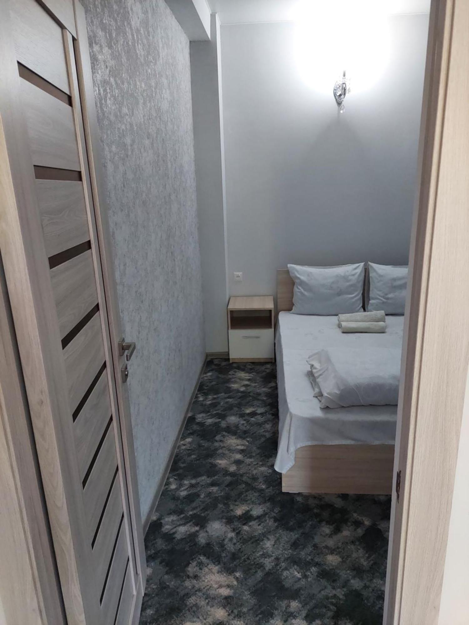 Sevan Em & Yu Exteriör bild