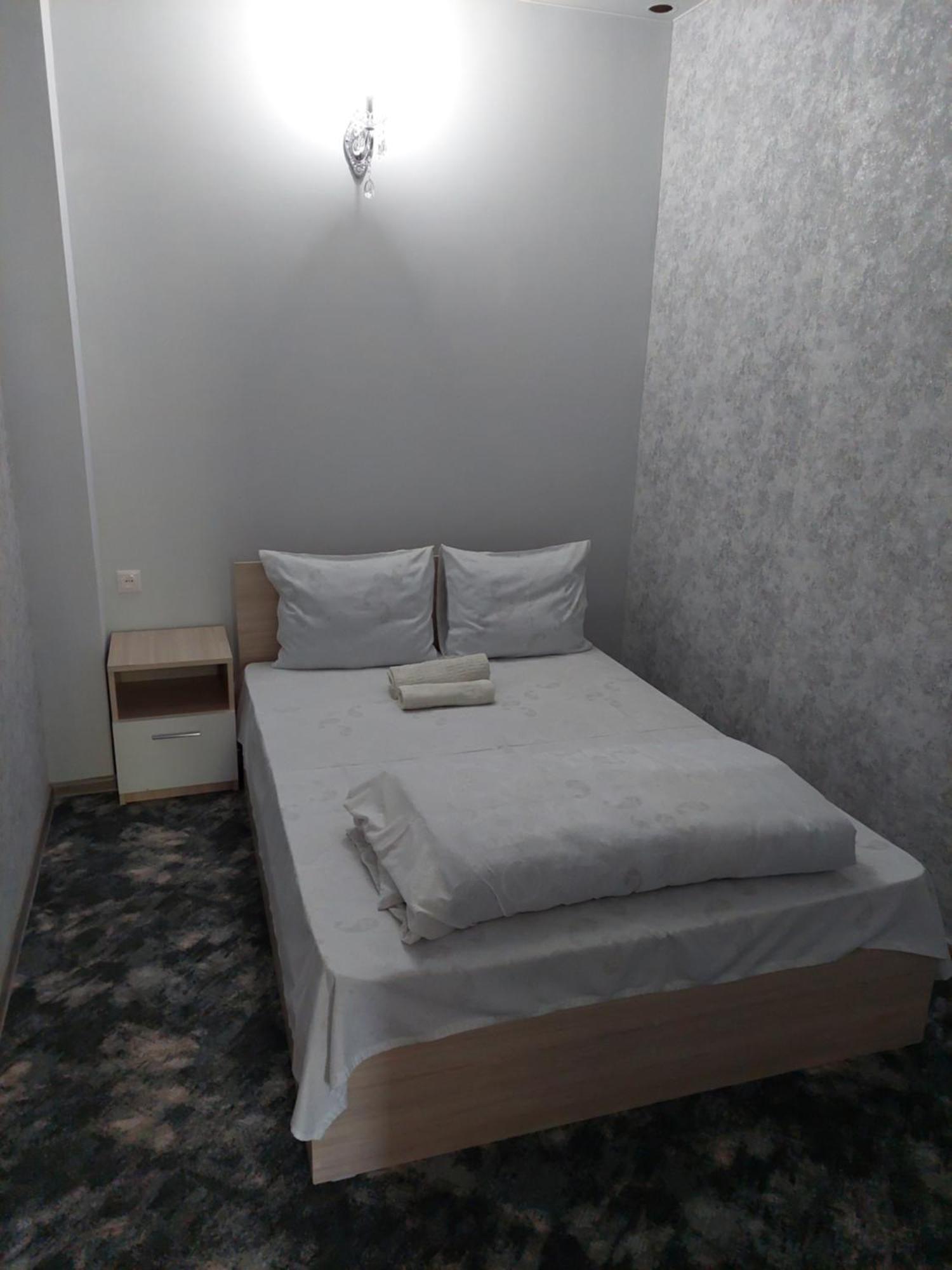 Sevan Em & Yu Exteriör bild